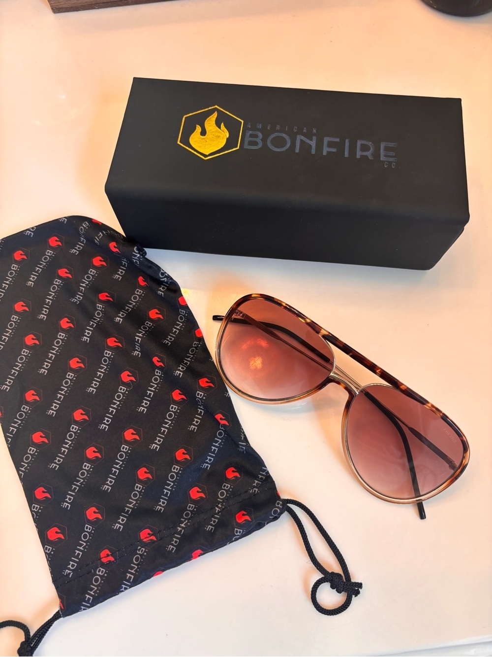 WORN ONCE-Women’s Tortoiseshell Aviator Sunglasses - Brown Lenses